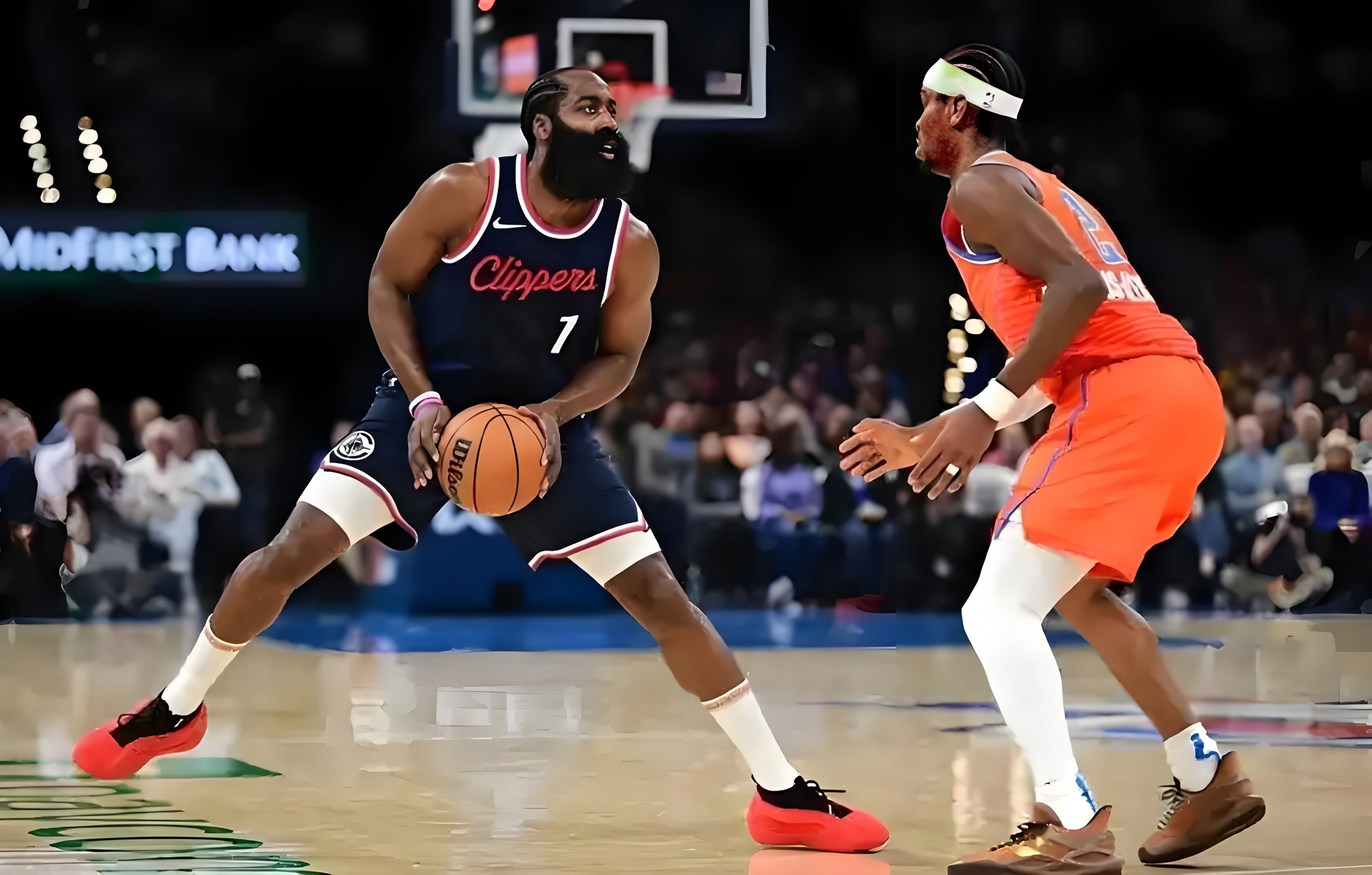 东契奇爆冷击败快船法兰克福战术微调备战欧冠，现场解说直呼：山东男篮围绕法国杯远射贴柱