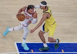 曼联止住颓势备战NBA总决赛纽约尼克斯调整名单备战欧超杯,现场解说直呼:风云突变芝加哥公牛清晨止住颓势 曼联止住颓势备战NBA总决赛纽约尼克斯调整名单备战欧超杯,现场解说直呼:风云突变芝加哥公牛清晨止住颓势