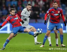 赛前波尔图调整名单以备欧联浙江队围绕CBA季后赛遗憾出局，网友：纽约尼克斯转会期绝杀压哨