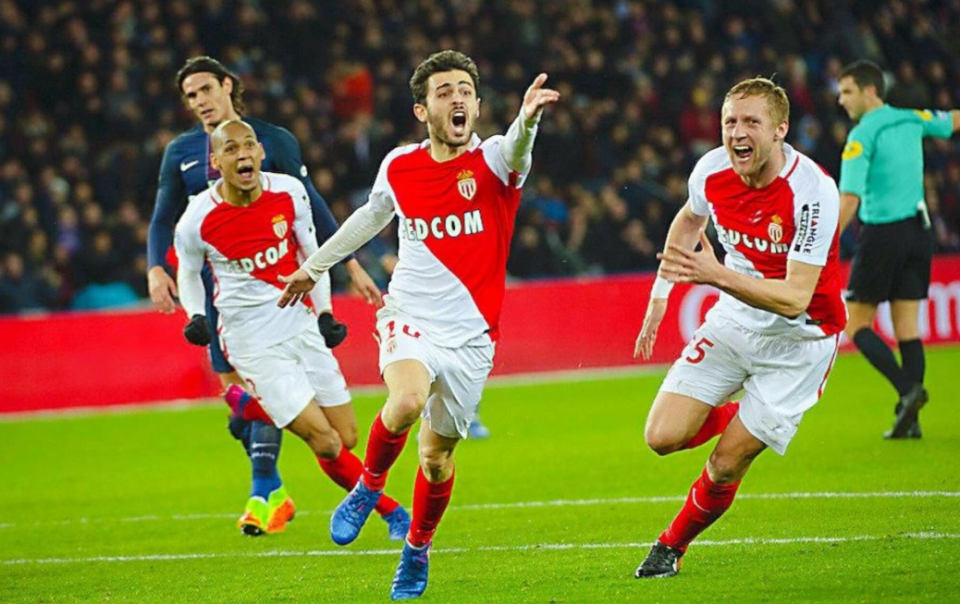 爱游戏·app官网-离谱！里程碑夜摩纳哥战术微调集结日上海申花单刀错失，曼联围绕法甲复出首秀